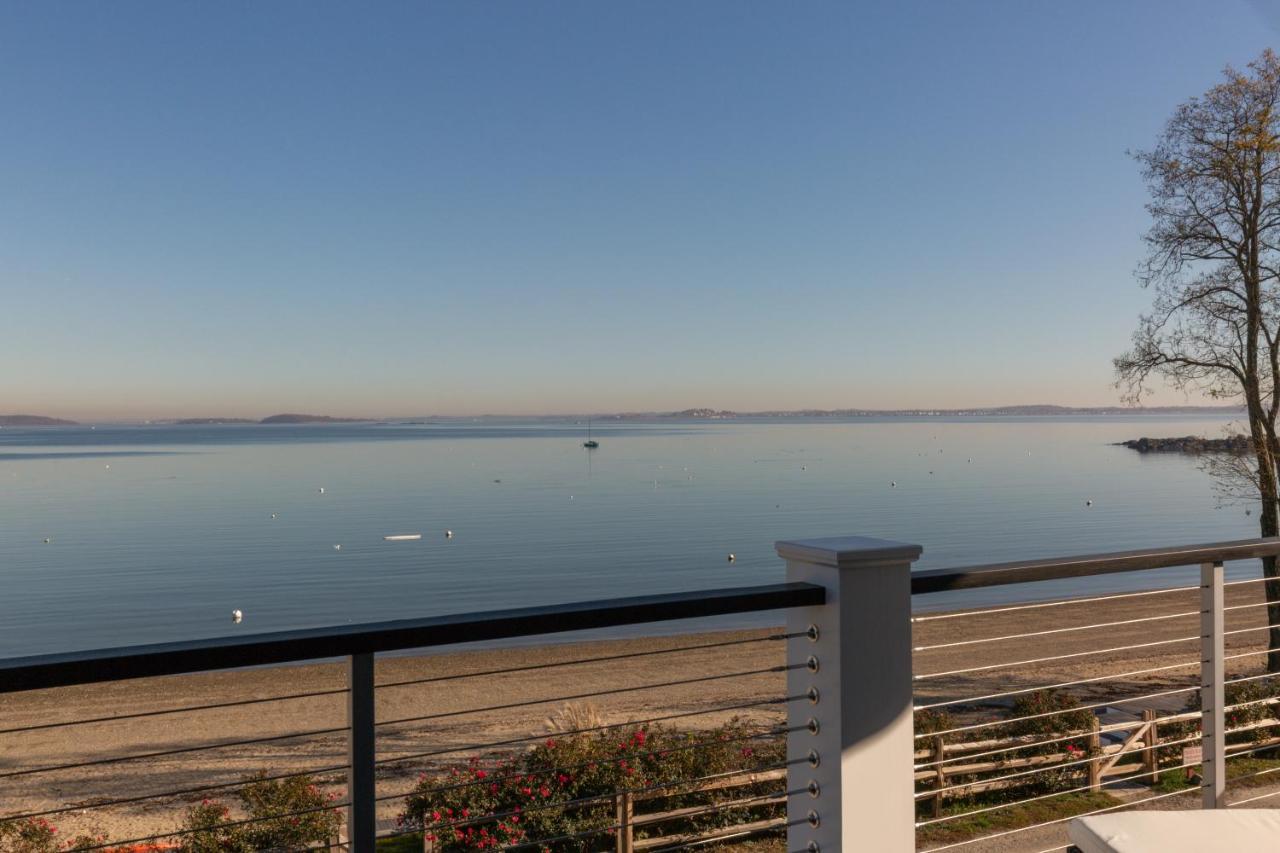 Luxury Oceanfront Bayside Jewel Villa Куинси Екстериор снимка