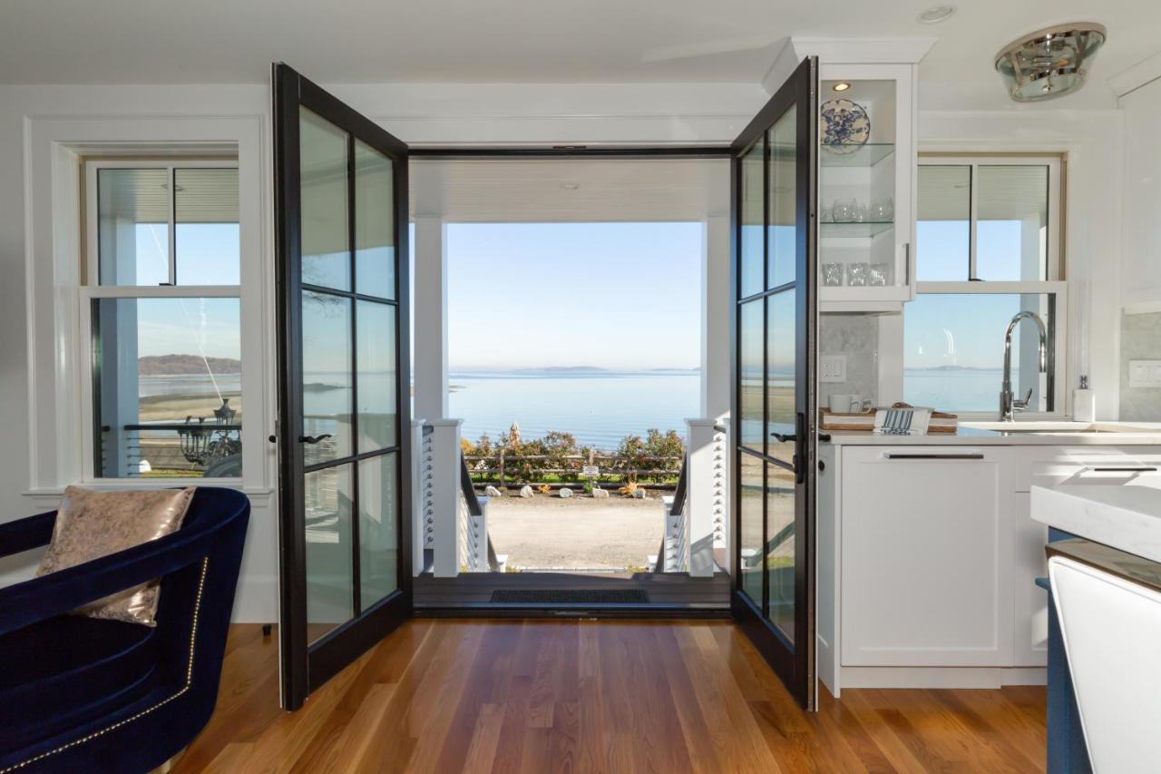Luxury Oceanfront Bayside Jewel Villa Куинси Екстериор снимка